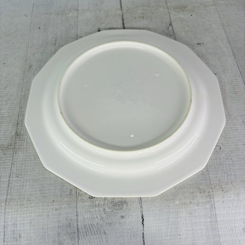Pfaltzgraff HERITAGE WHITE Multisided Castle Mark Stoneware Dinner Plates Set 4 - Picture 3 of 16